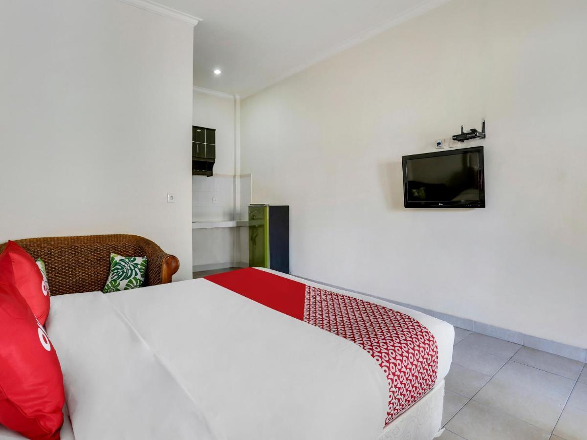 Oyo 90895 Giri Puspa Guest Hose Nusa Dua (Bali)